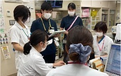 排尿ケアチームでの多職種カンファレンス