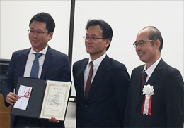 第61回日本老年医学会学術集会にて、部長：島田裕之が優秀演題賞を受賞しました。