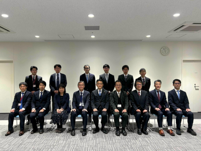 参加者の集合写真